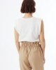 PANTALON CON CINTO Y HEBILLA