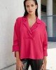 BLUSA CON CUELLO Y SOLAPA