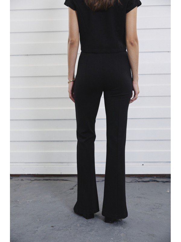 PANTALON KLEIN CON TAJO