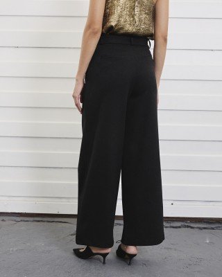 PANTALON ANCHO CON CINTO