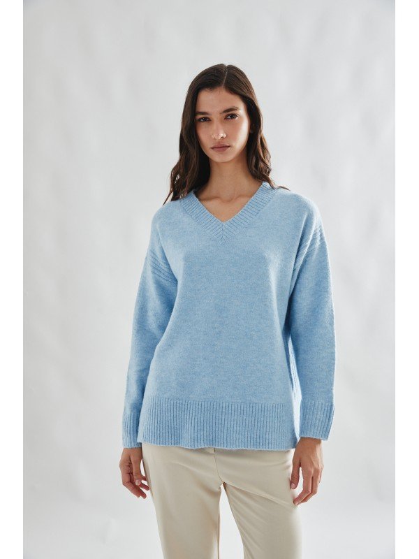 SWEATER ESCOTE EN V 