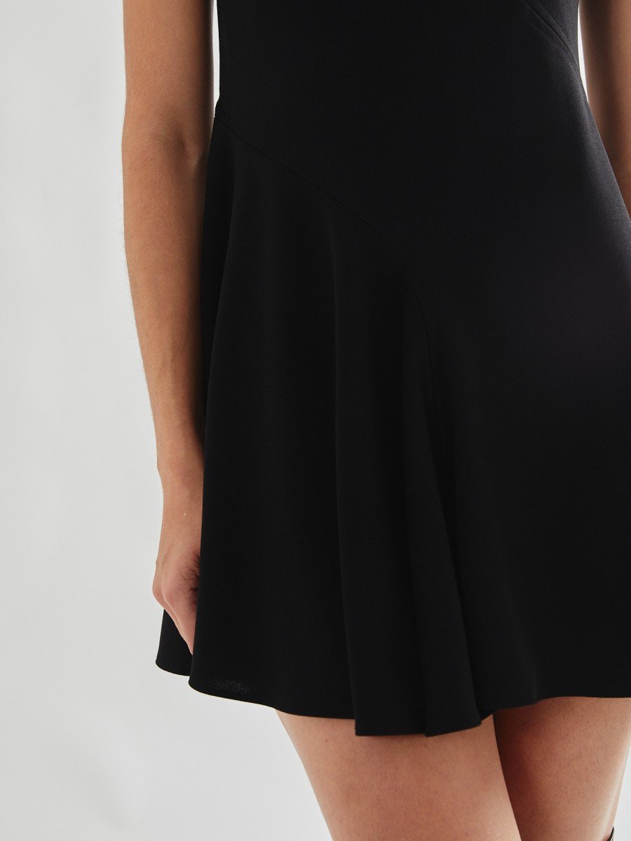 VESTIDO FALDA PLATO
