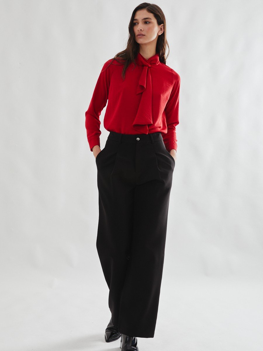 BLUSA CON PAÑUELO