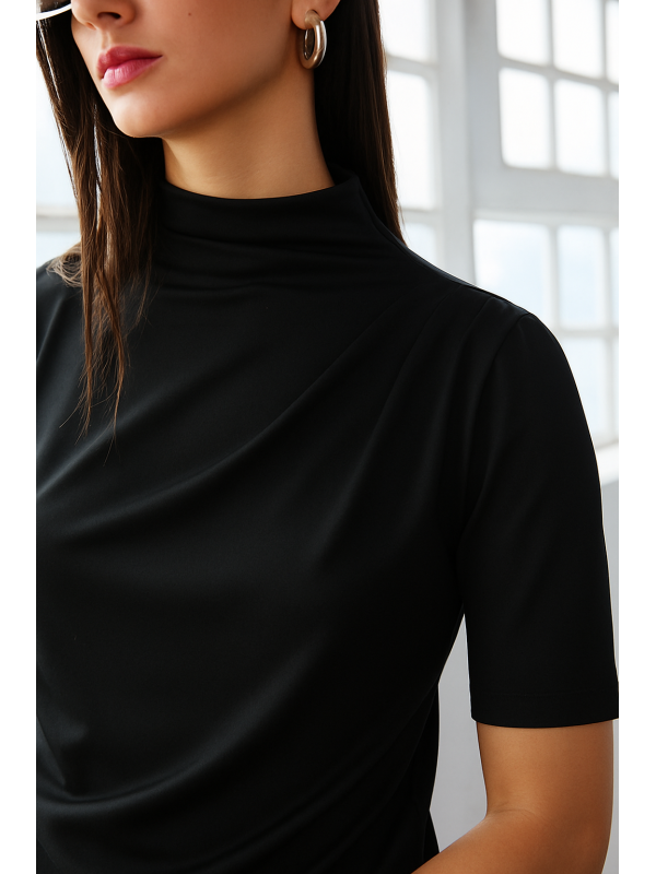 MEDIA POLERA CON TABLAS