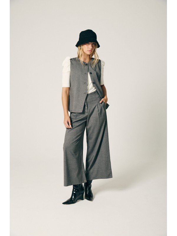 PANTALON ANCHO ESPIGADO