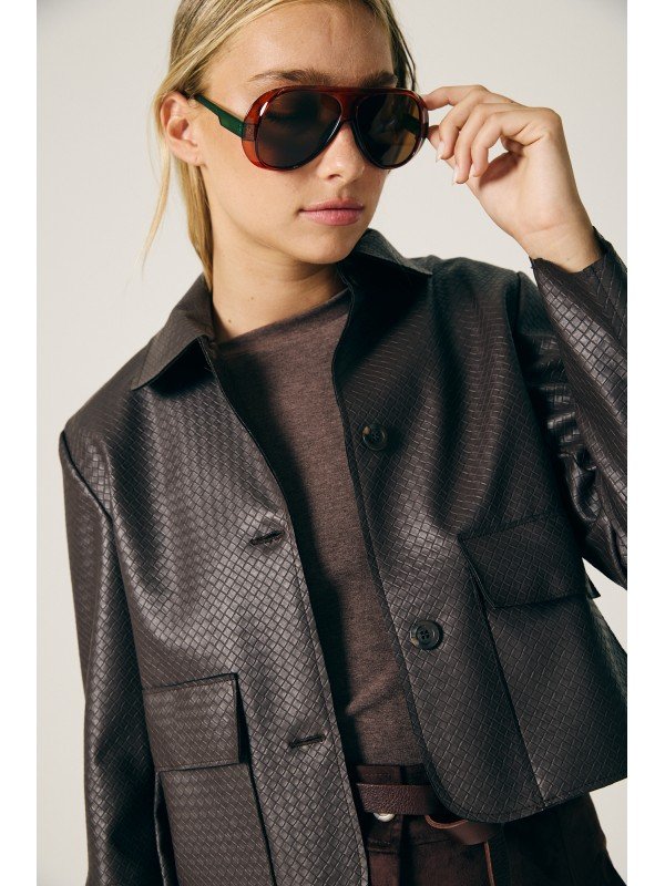 CHAQUETA SIMIL CUERO LABRADO