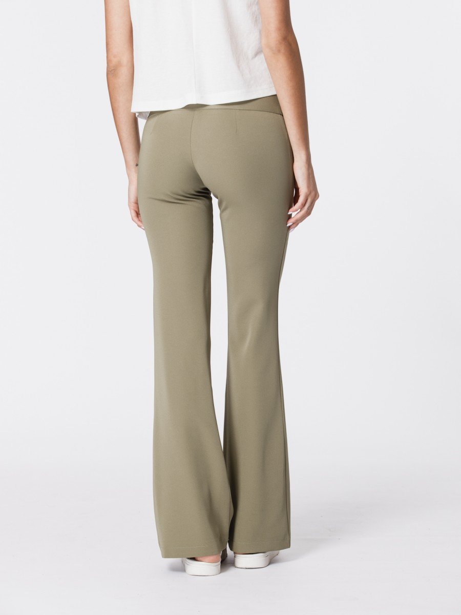 PANTALON PATA ANCHA 