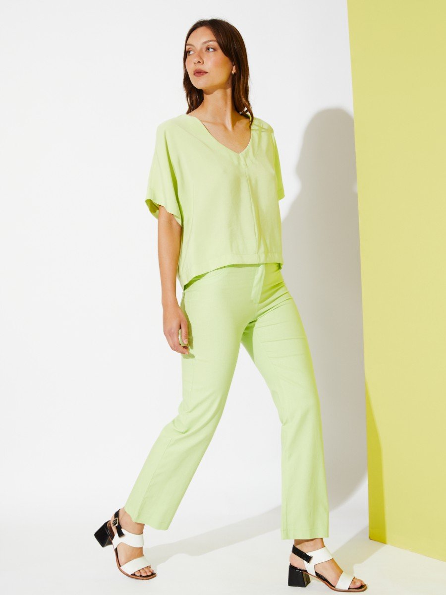 BLUSA TENCEL ESCOTE EN V