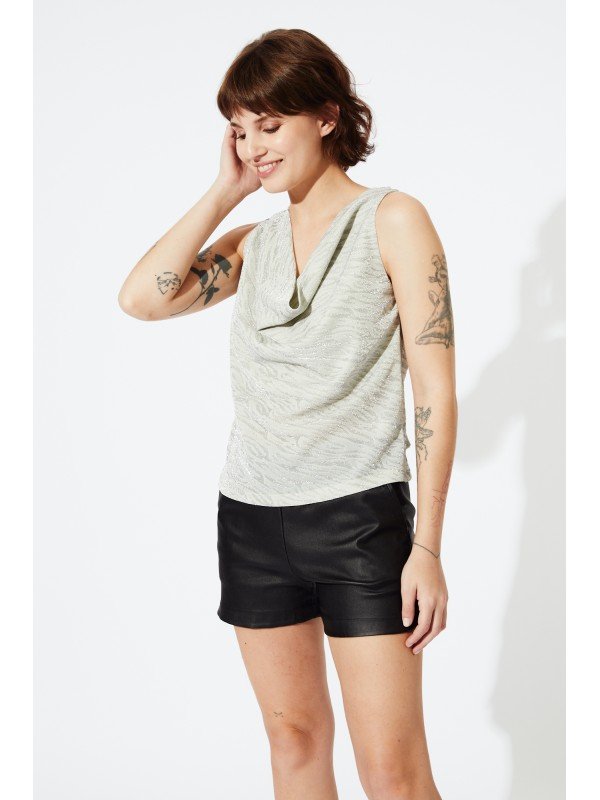 BLUSA ESCOTE BUCHE JACKARD