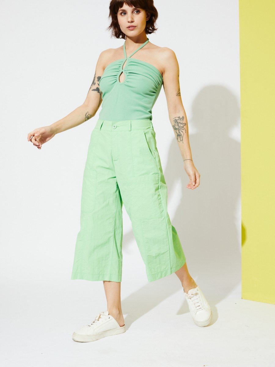 PANTALON ANCHO CORTO