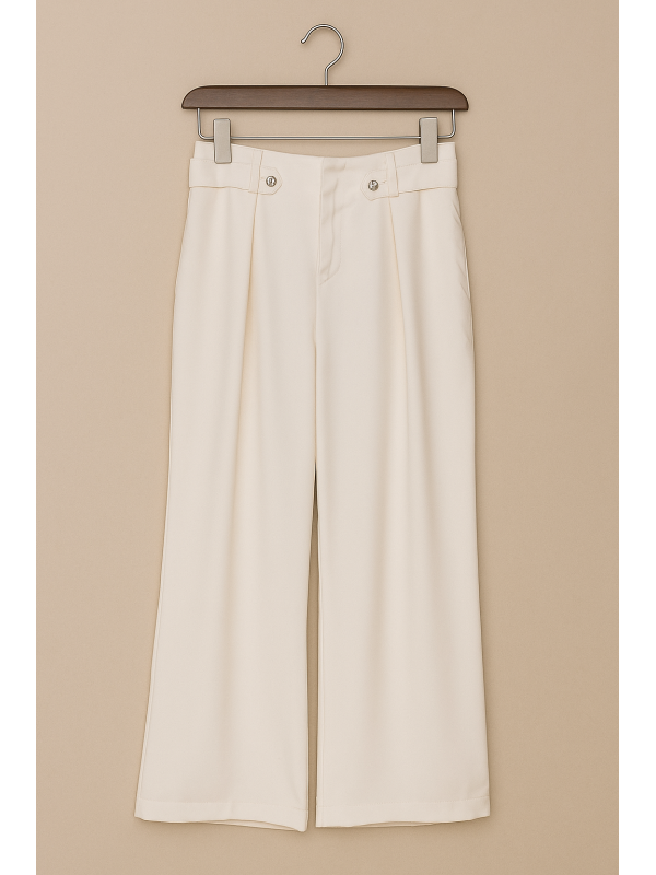 PANTALON CON PRESILLA Y BOTON