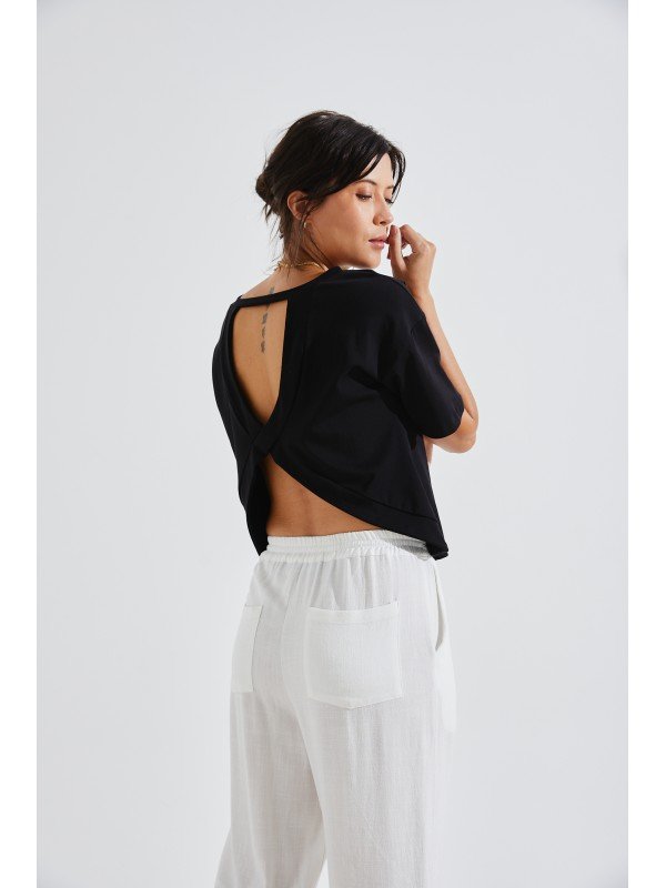 REMERA ESPALADA CRUZADA