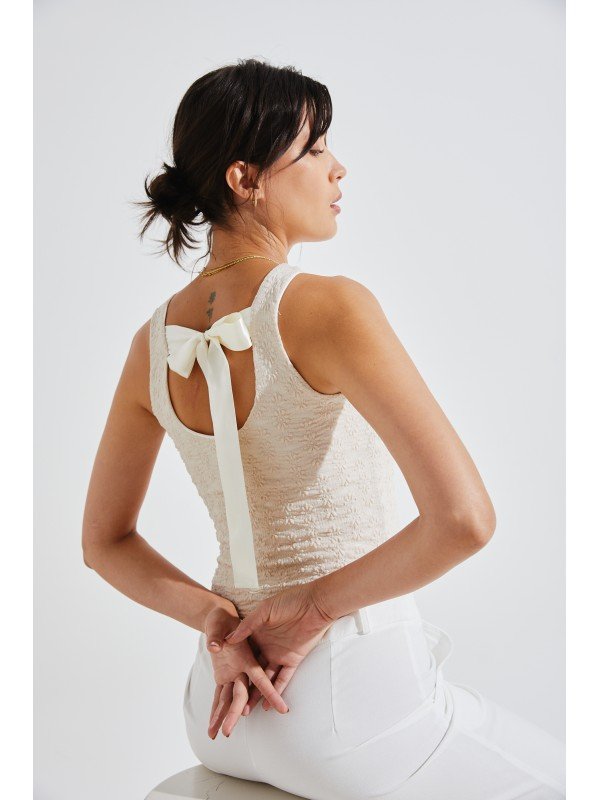 REMERA ENCAJE STRECH