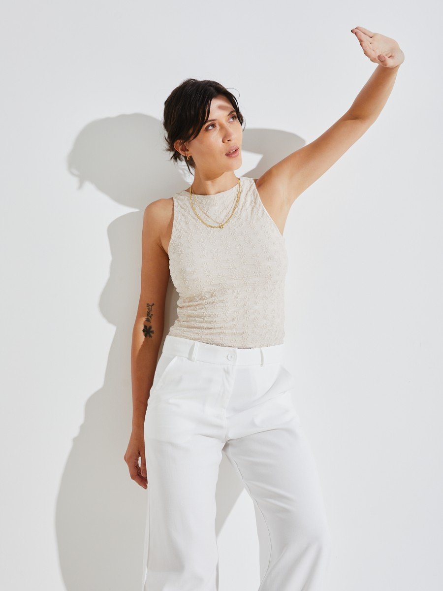 REMERA ENCAJE STRECH