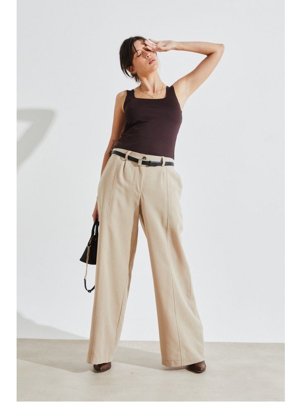 PANTALON DE LINO CON RECORTE