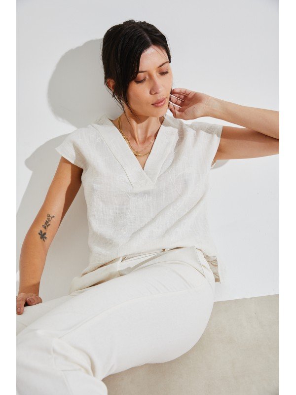 BLUSA LINO BORDADO