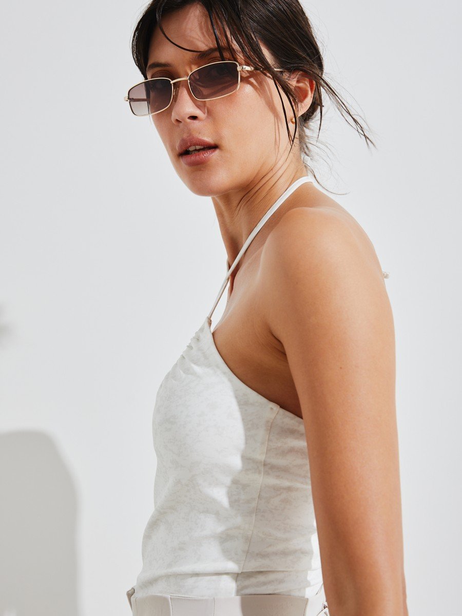 MUSCULOSA ESPALDA DESCUBIERTA