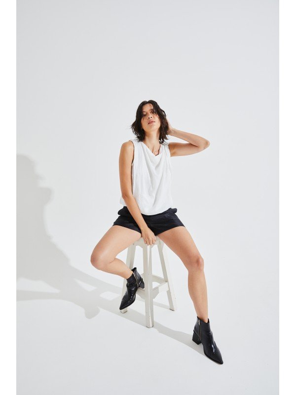 BLUSA DE SEDA CON AVIO