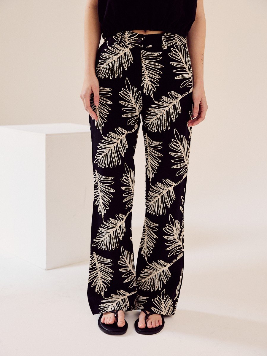 PANTALON BORDADO