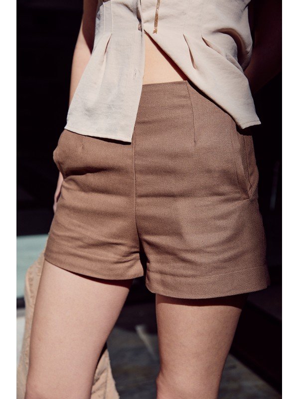 SHORT DE LINO
