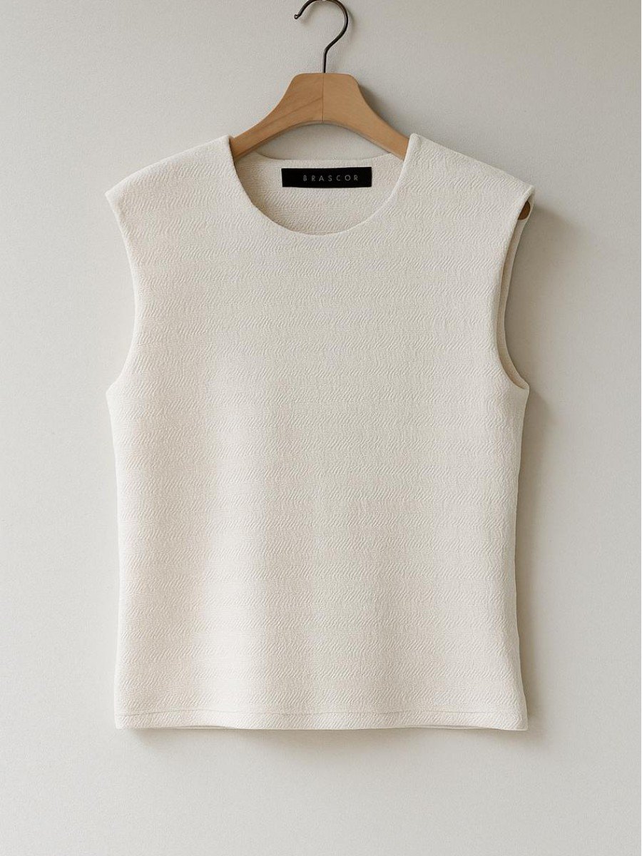 REMERA TRAMADA