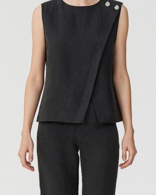 BLUSA DE SEDA CON BOTONES