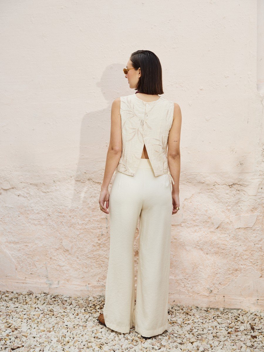 PANTALON RECTO CON HEBILLAS