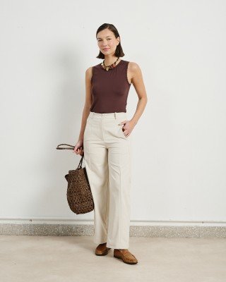 PANTALON CON RECORTE