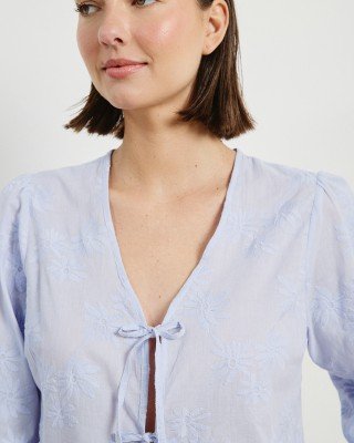 BLUSA BORDADA