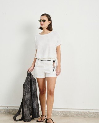 BLUSA CON CHAPITA