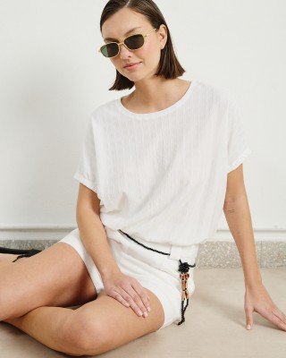 BLUSA CON CHAPITA