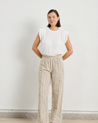 PANTALON RAYADO CON BOLSILLO