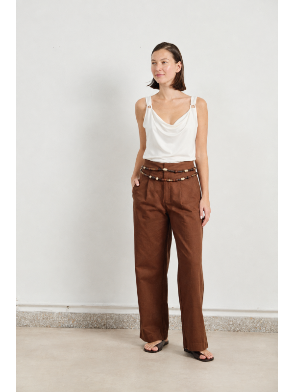MUSCULOSA ESCOTE BUCHE