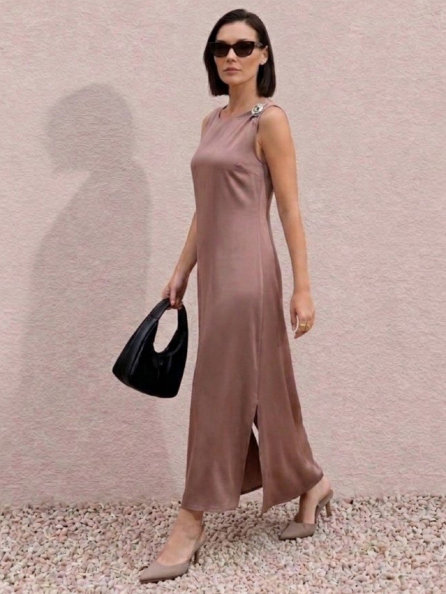 VESTIDO DE SEDA CON AVIO