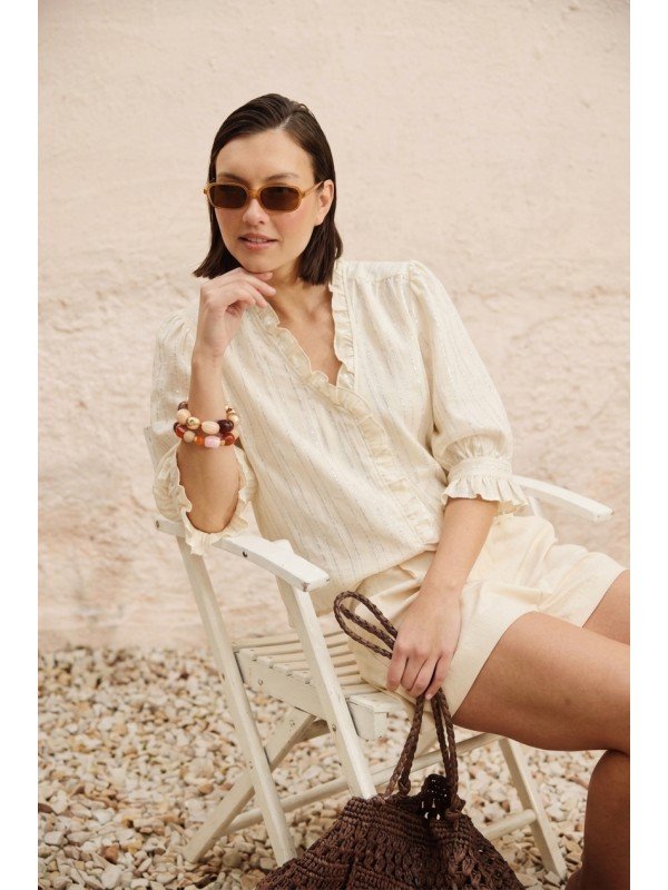 BLUSA CON RAYAS BORDADAS